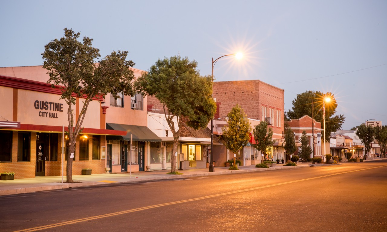 Gustine_001